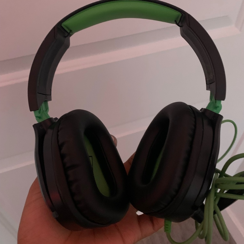 Gaming headphones